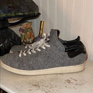 Adidas Men's Gray and Black Sneakers Stan Smith limited PC size 13